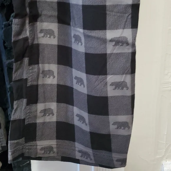 Eddie Bauer bear pajama pants - Picture 3 of 7